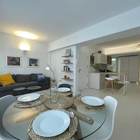 La Colina Apartment *